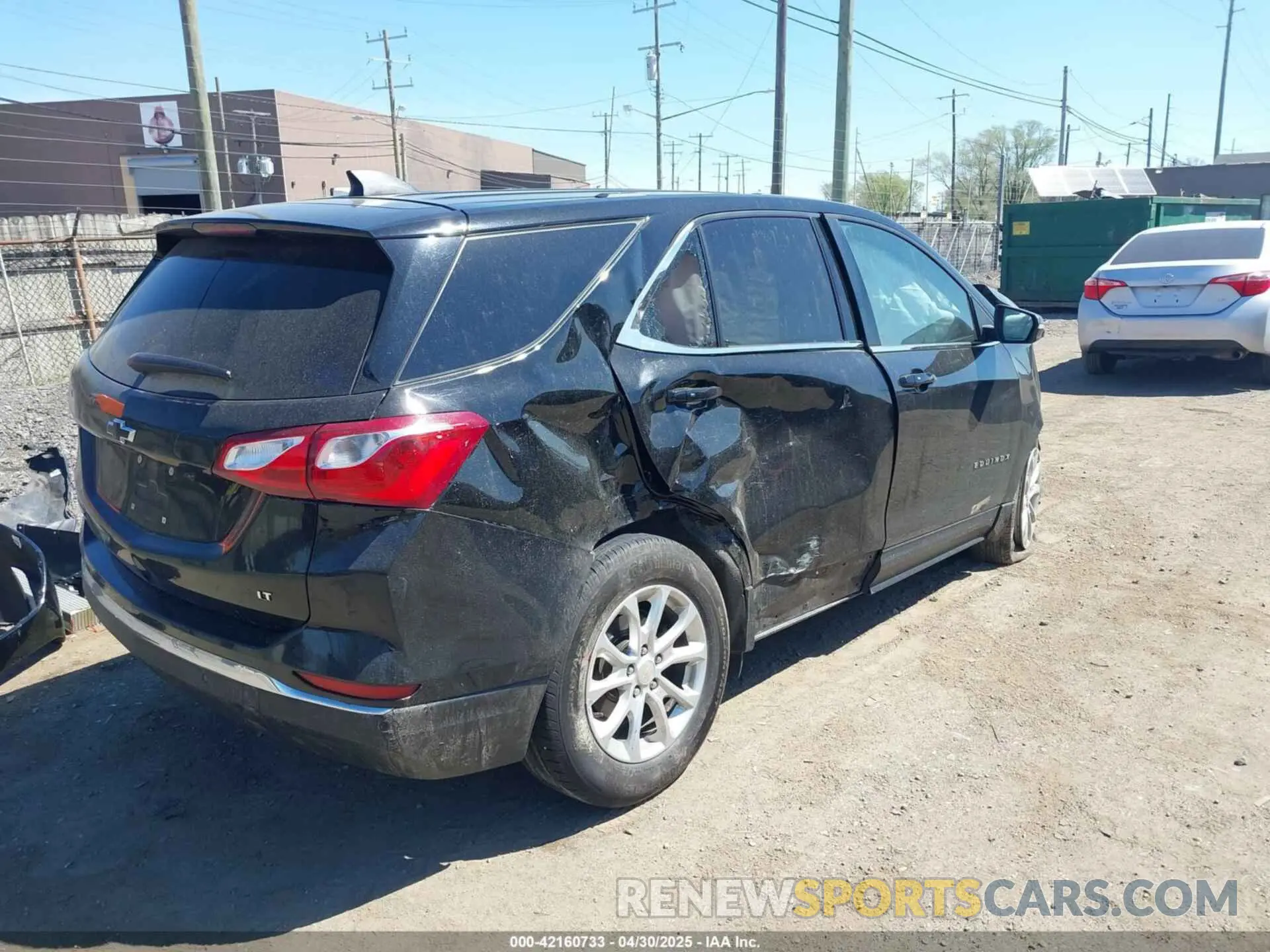 4 Фотография поврежденного автомобиля 2GNAXJEV5K6240205 CHEVROLET EQUINOX 2019