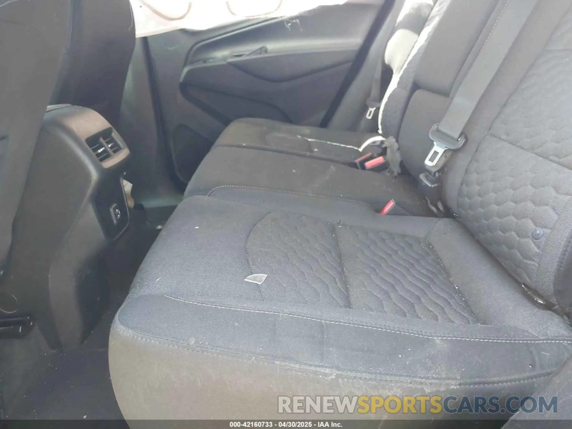 8 Фотография поврежденного автомобиля 2GNAXJEV5K6240205 CHEVROLET EQUINOX 2019