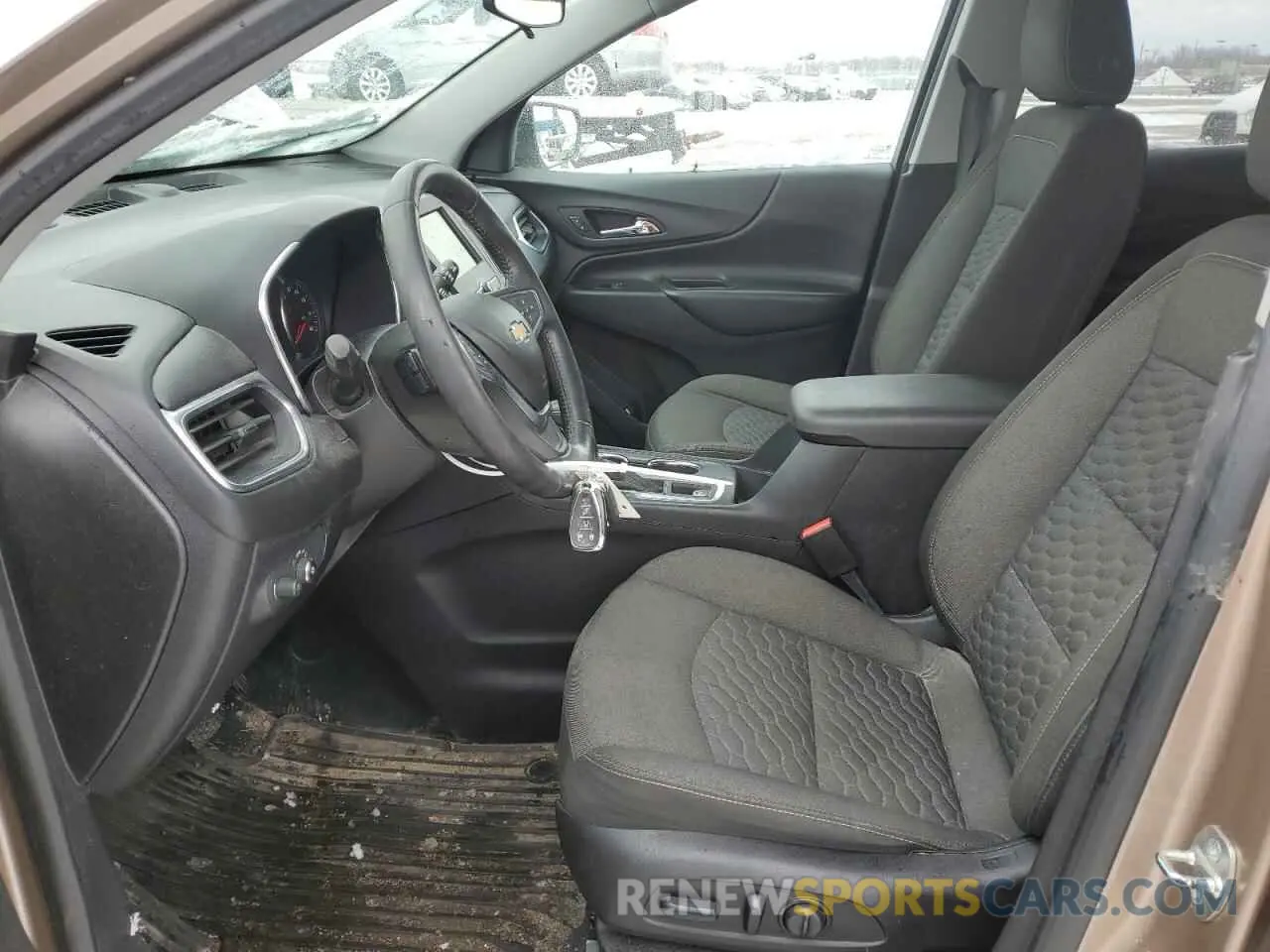 7 Photograph of a damaged car 2GNAXJEV6K6249852 CHEVROLET EQUINOX 2019