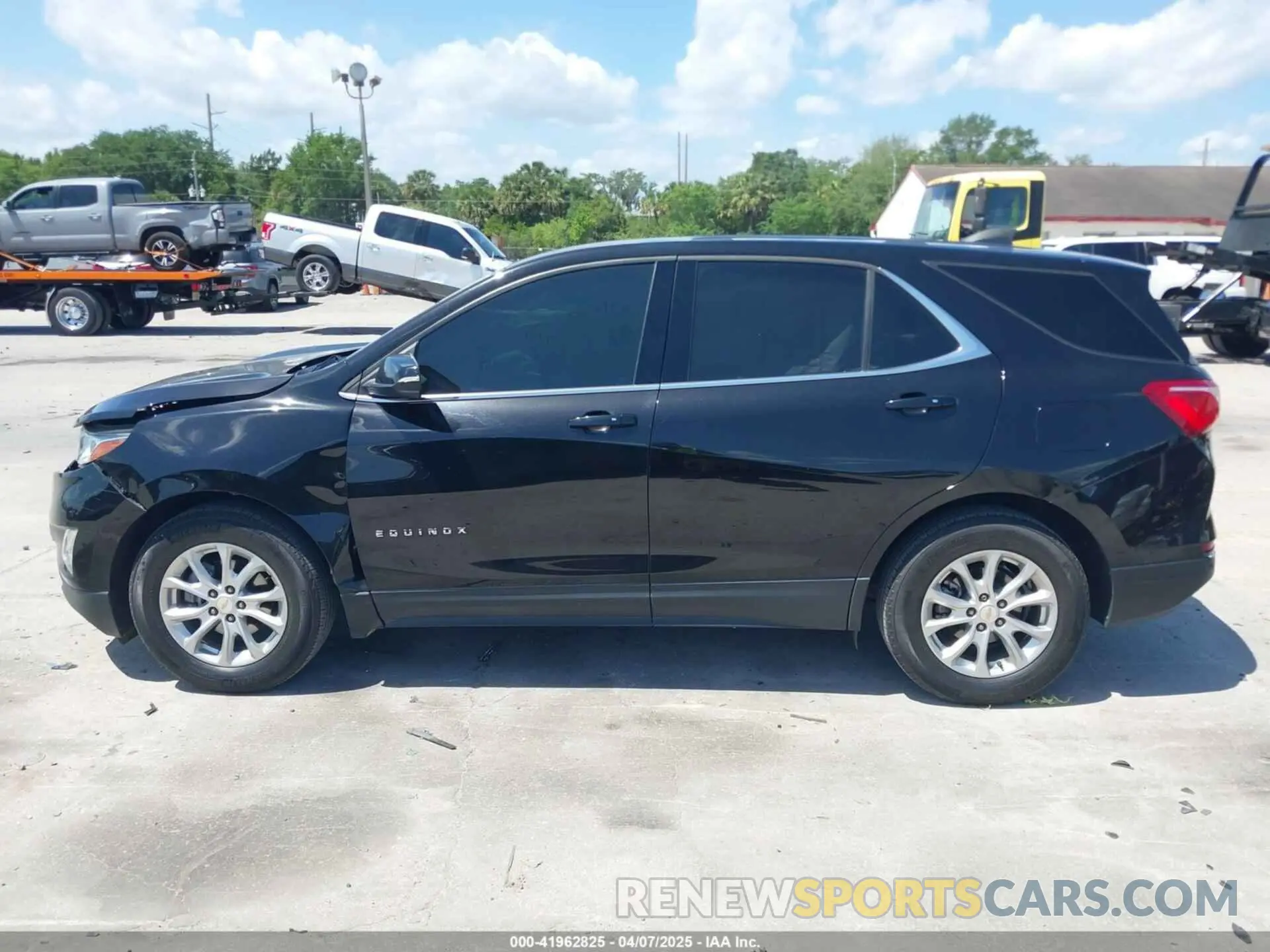 14 Photograph of a damaged car 2GNAXJEVXK6231032 CHEVROLET EQUINOX 2019