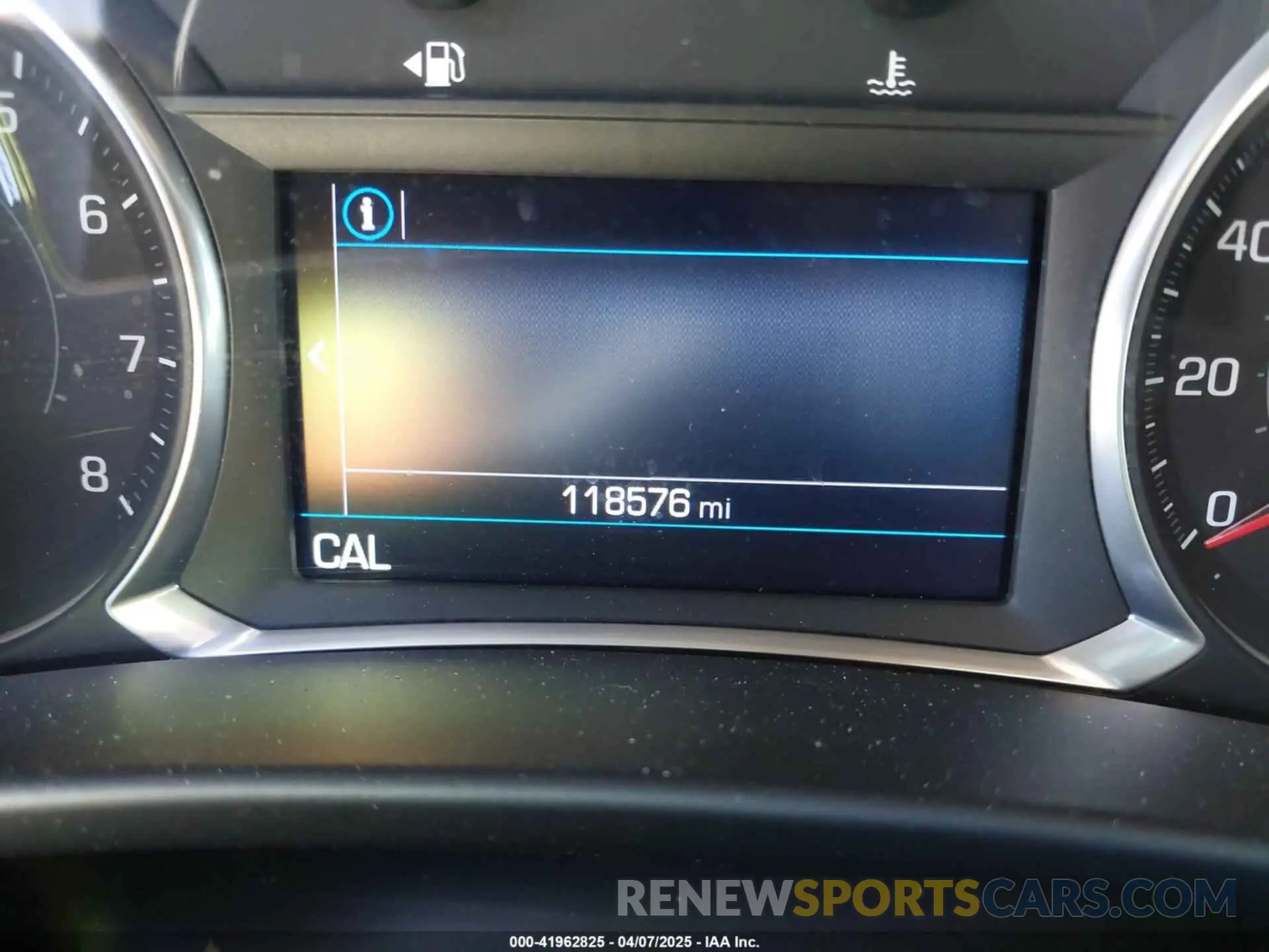 7 Photograph of a damaged car 2GNAXJEVXK6231032 CHEVROLET EQUINOX 2019