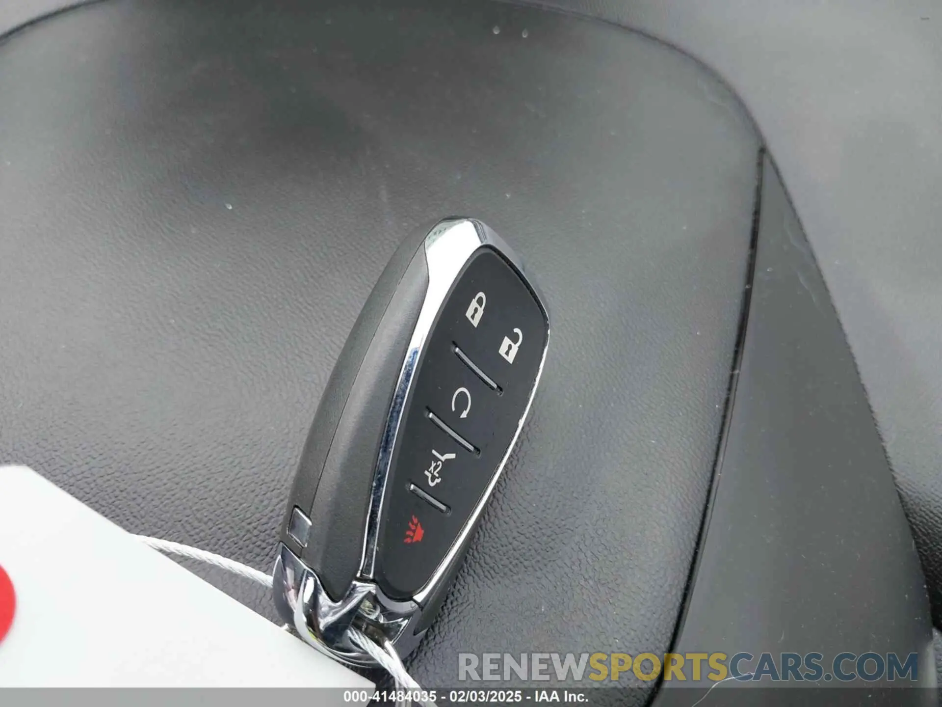 11 Photograph of a damaged car 2GNAXKEV0K6153382 CHEVROLET EQUINOX 2019