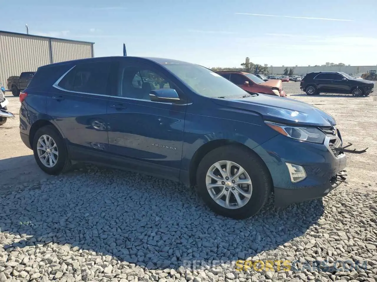 4 Photograph of a damaged car 2GNAXKEV0K6214763 CHEVROLET EQUINOX 2019