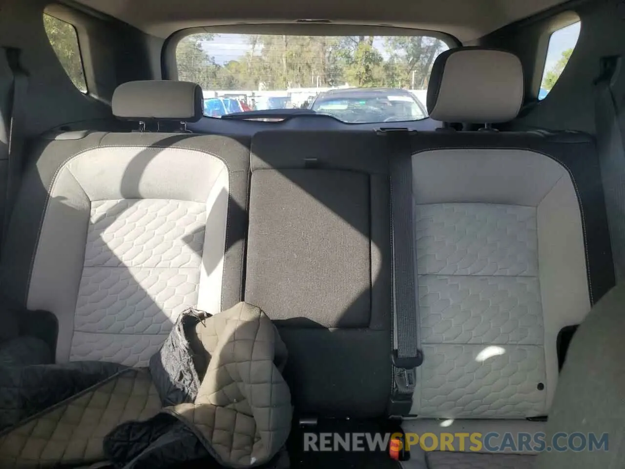 10 Фотография поврежденного автомобиля 2GNAXKEV1K6154007 CHEVROLET EQUINOX 2019
