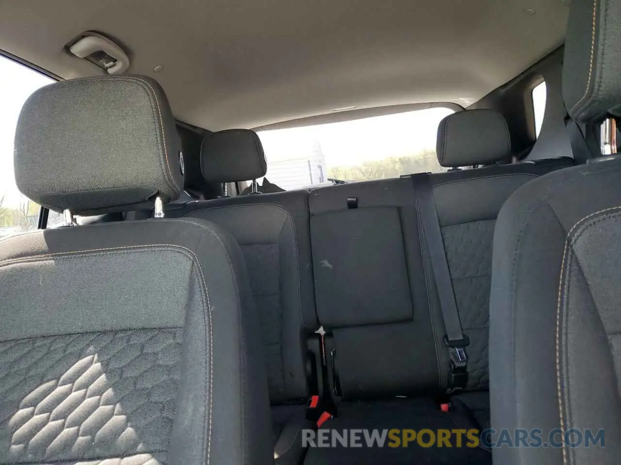 10 Фотография поврежденного автомобиля 2GNAXKEV1K6177397 CHEVROLET EQUINOX 2019
