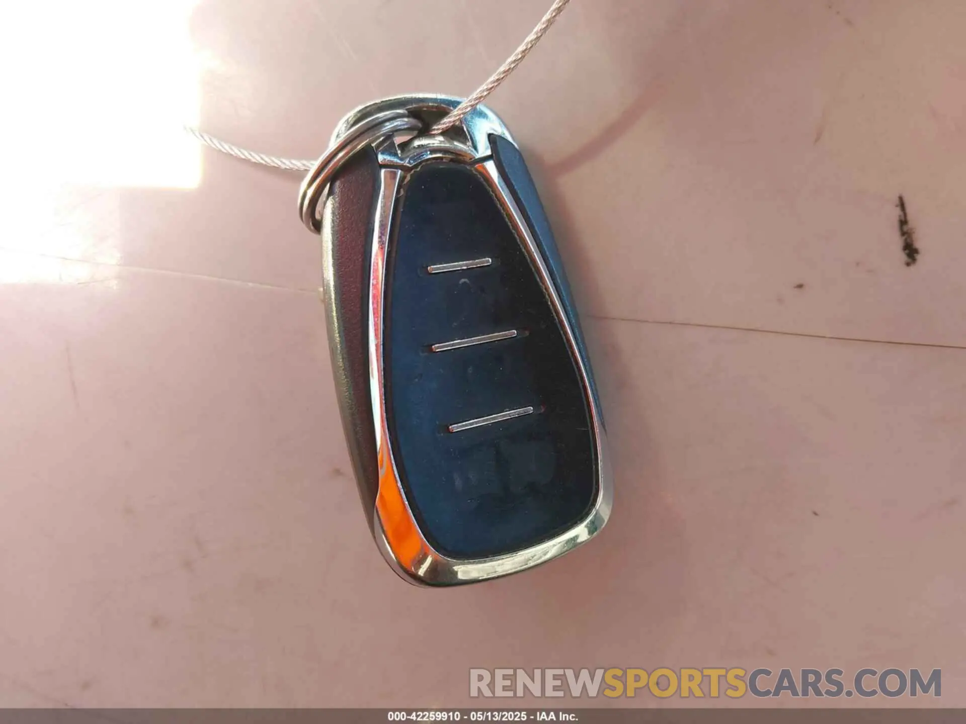 11 Photograph of a damaged car 2GNAXKEV1K6186200 CHEVROLET EQUINOX 2019