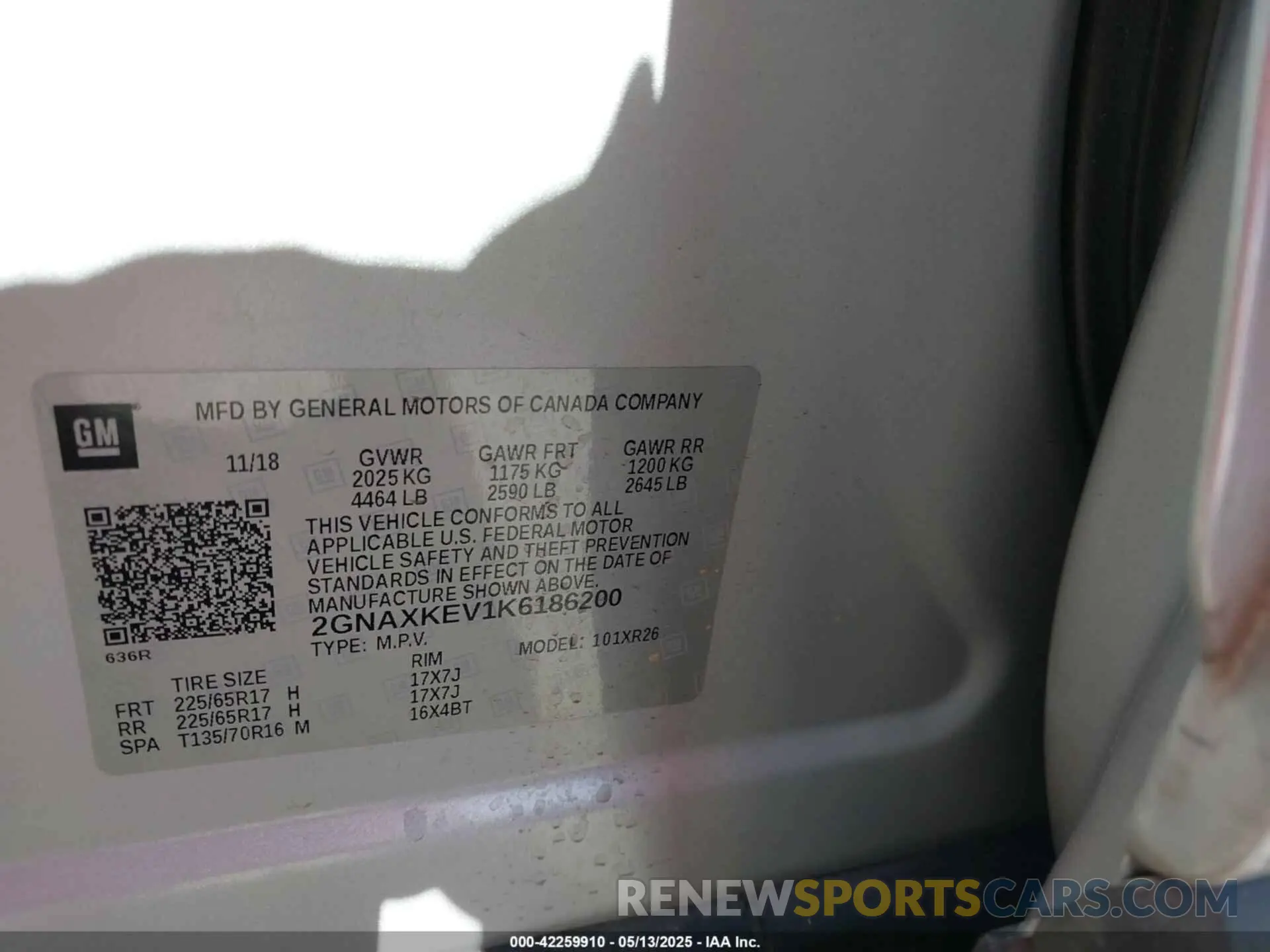 9 Photograph of a damaged car 2GNAXKEV1K6186200 CHEVROLET EQUINOX 2019