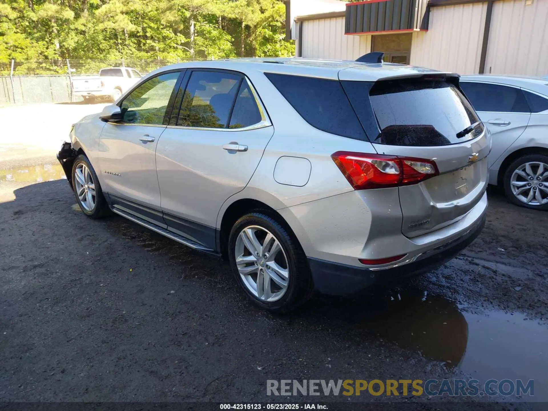 3 Фотография поврежденного автомобиля 2GNAXKEV1K6189548 CHEVROLET EQUINOX 2019
