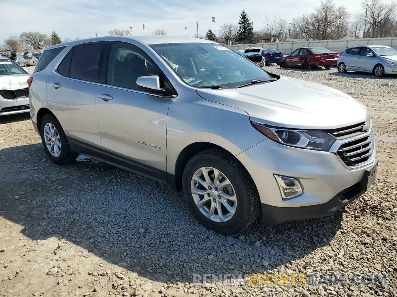 4 Photograph of a damaged car 2GNAXKEV2K6152623 CHEVROLET EQUINOX 2019