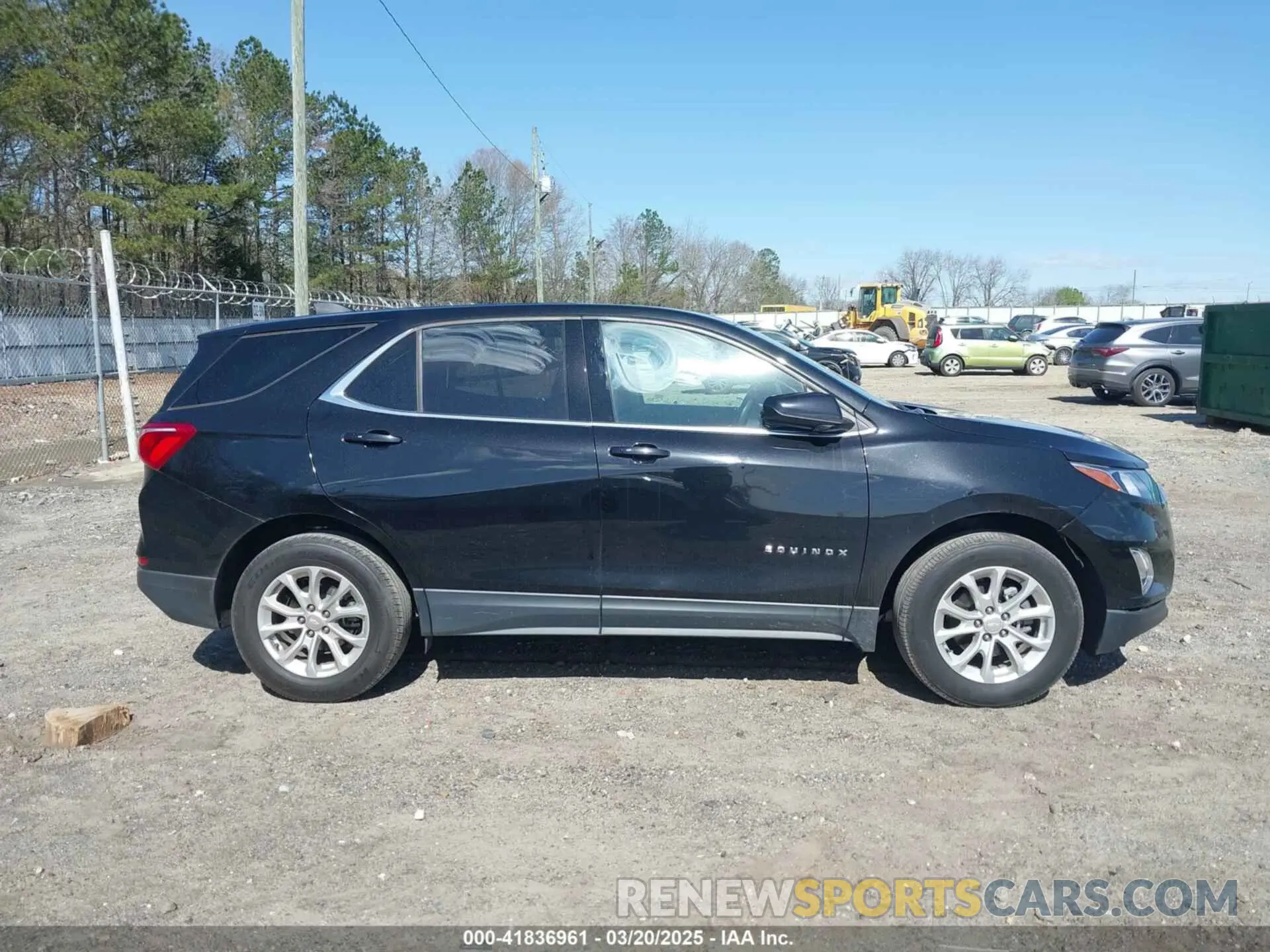13 Photograph of a damaged car 2GNAXKEV2K6268260 CHEVROLET EQUINOX 2019