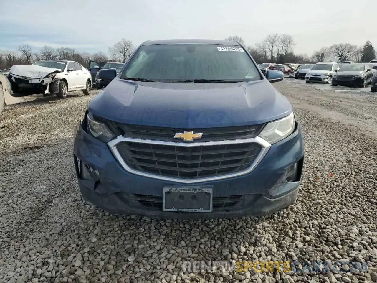 5 Photograph of a damaged car 2GNAXKEV2K6274916 CHEVROLET EQUINOX 2019