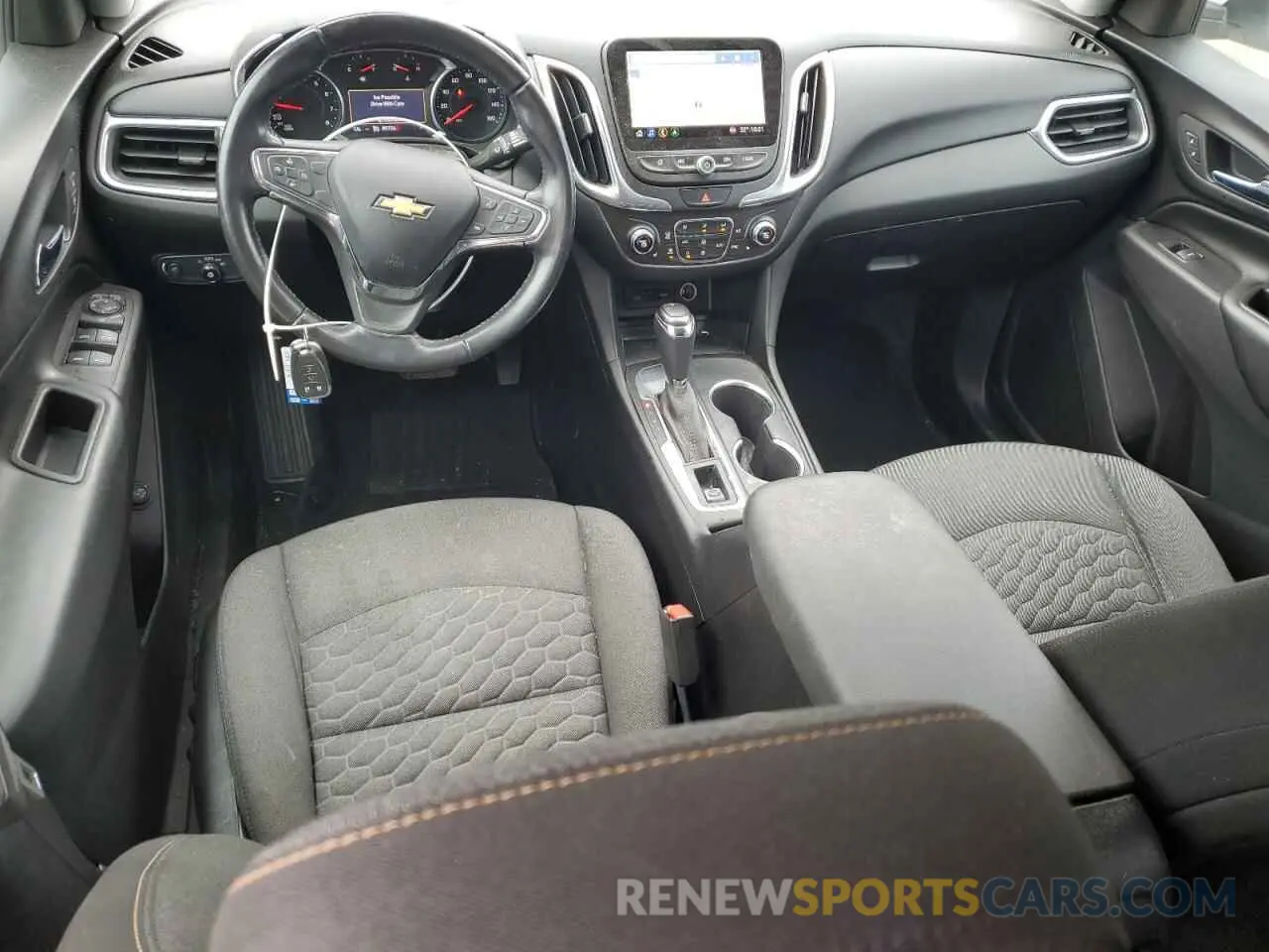8 Фотография поврежденного автомобиля 2GNAXKEV3K6123325 CHEVROLET EQUINOX 2019