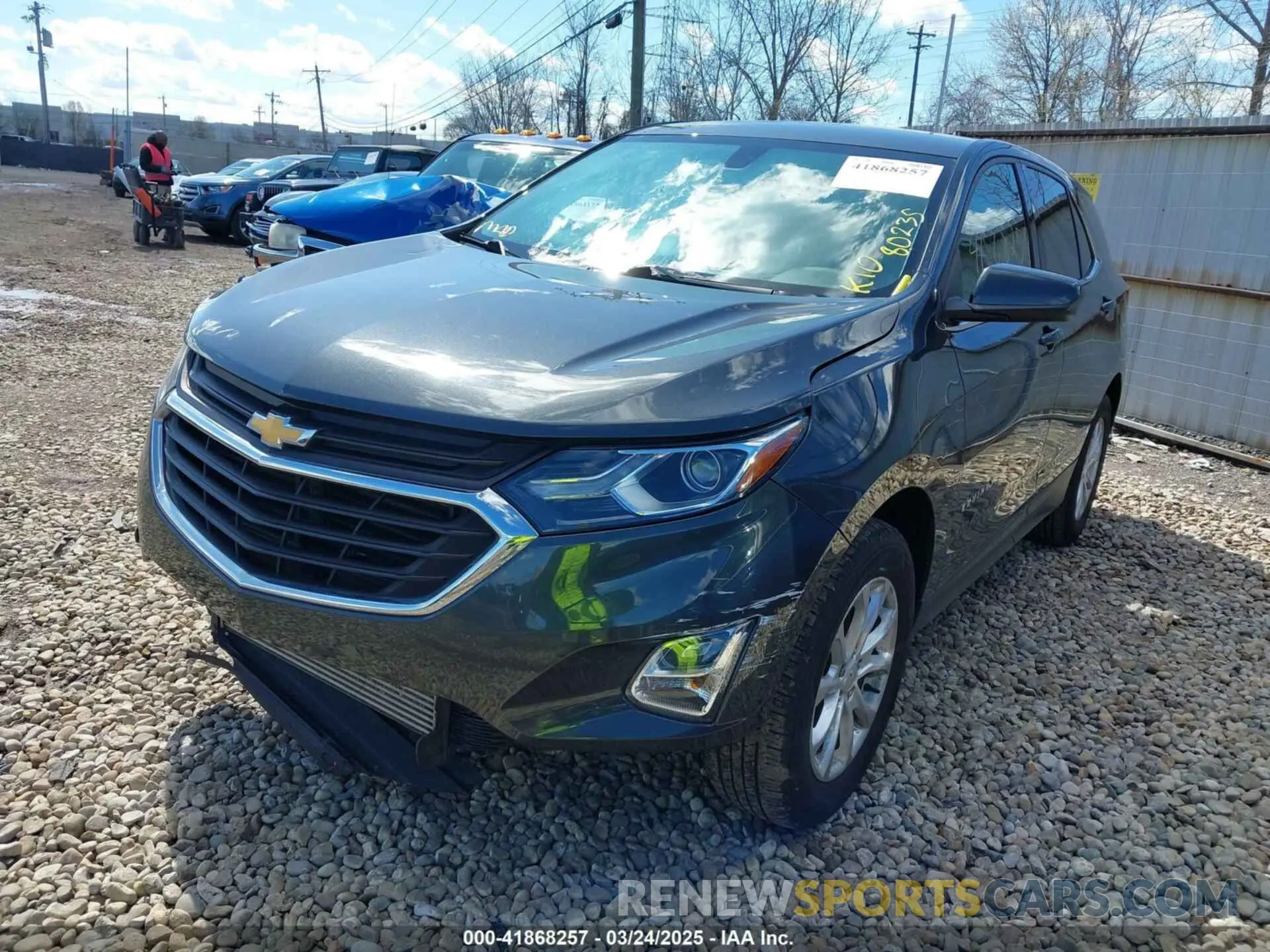 2 Photograph of a damaged car 2GNAXKEV3K6158687 CHEVROLET EQUINOX 2019