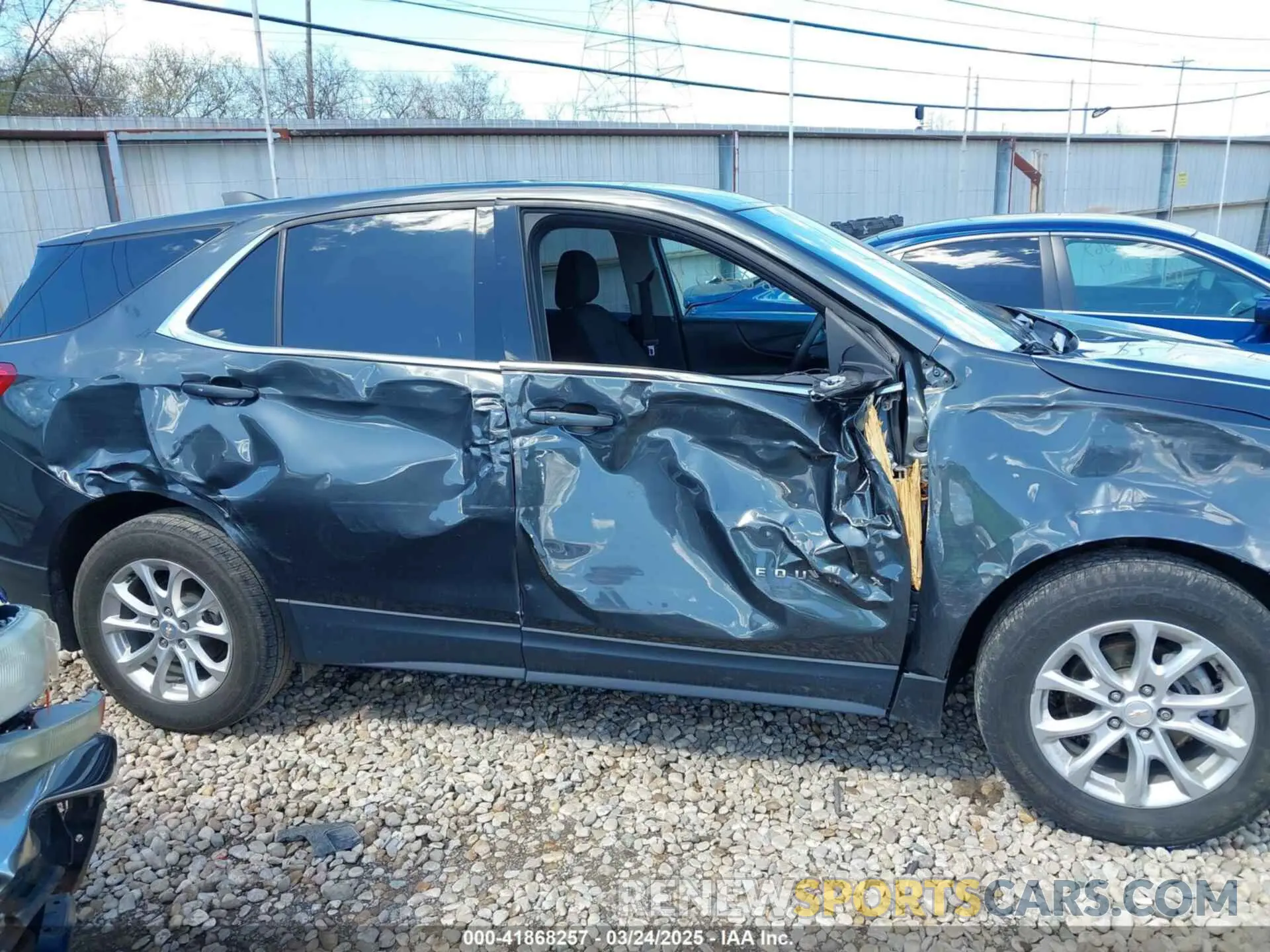 6 Photograph of a damaged car 2GNAXKEV3K6158687 CHEVROLET EQUINOX 2019