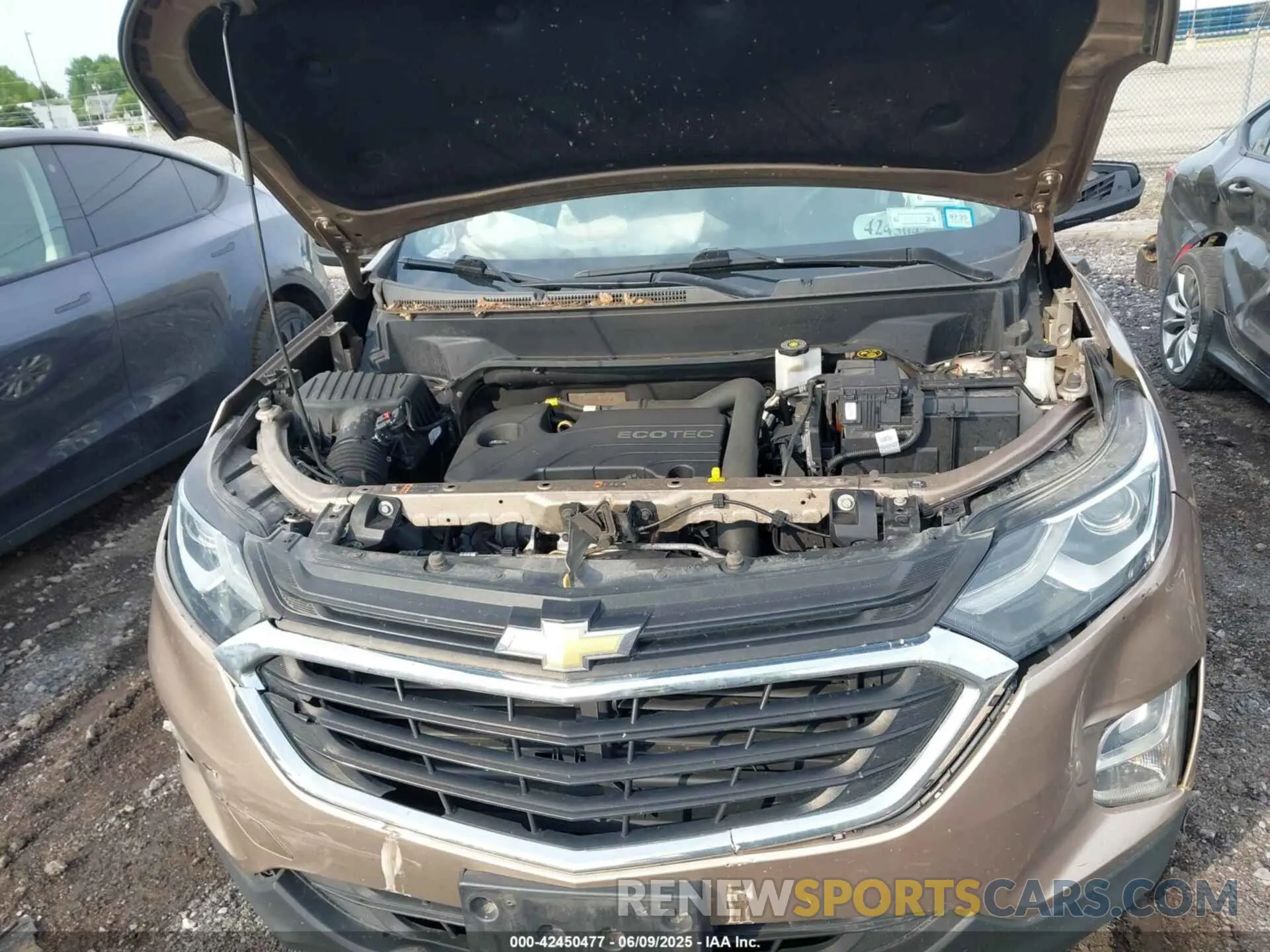 10 Photograph of a damaged car 2GNAXKEV3K6198011 CHEVROLET EQUINOX 2019