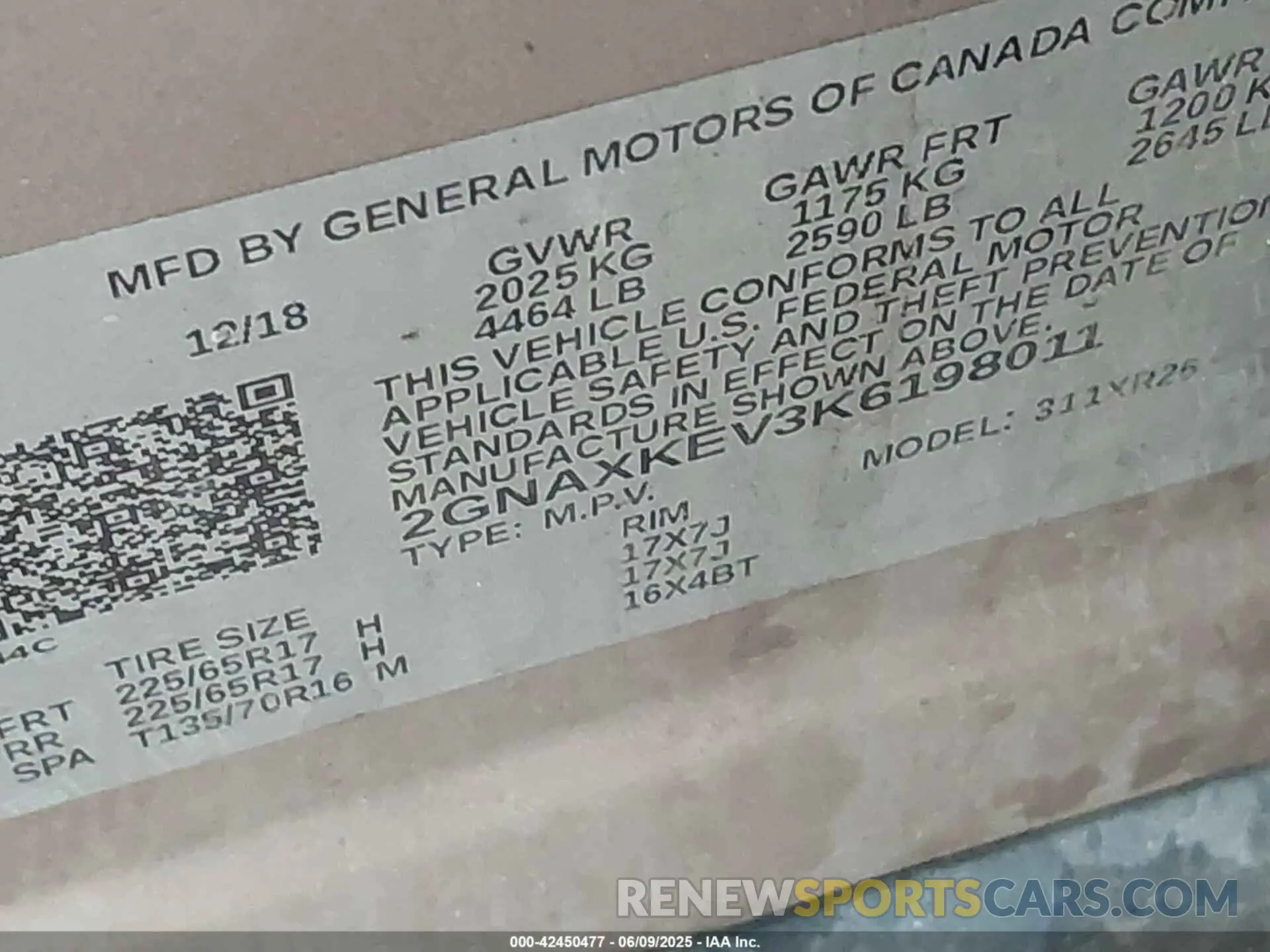 9 Photograph of a damaged car 2GNAXKEV3K6198011 CHEVROLET EQUINOX 2019