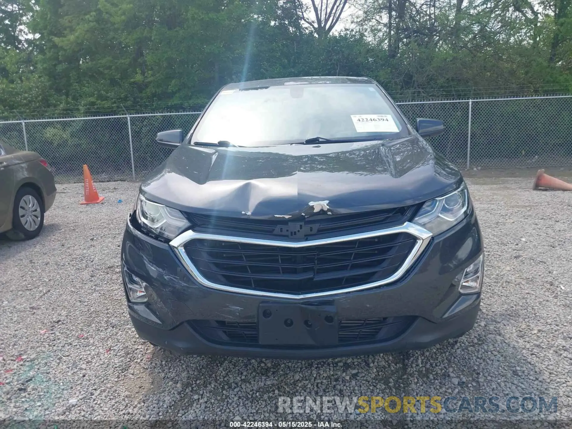 12 Photograph of a damaged car 2GNAXKEV4K6151361 CHEVROLET EQUINOX 2019