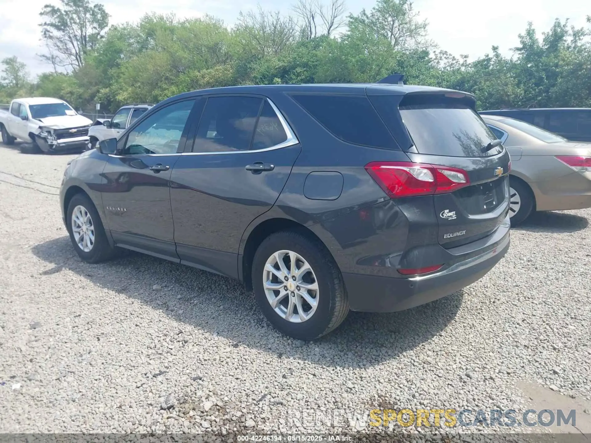 3 Photograph of a damaged car 2GNAXKEV4K6151361 CHEVROLET EQUINOX 2019