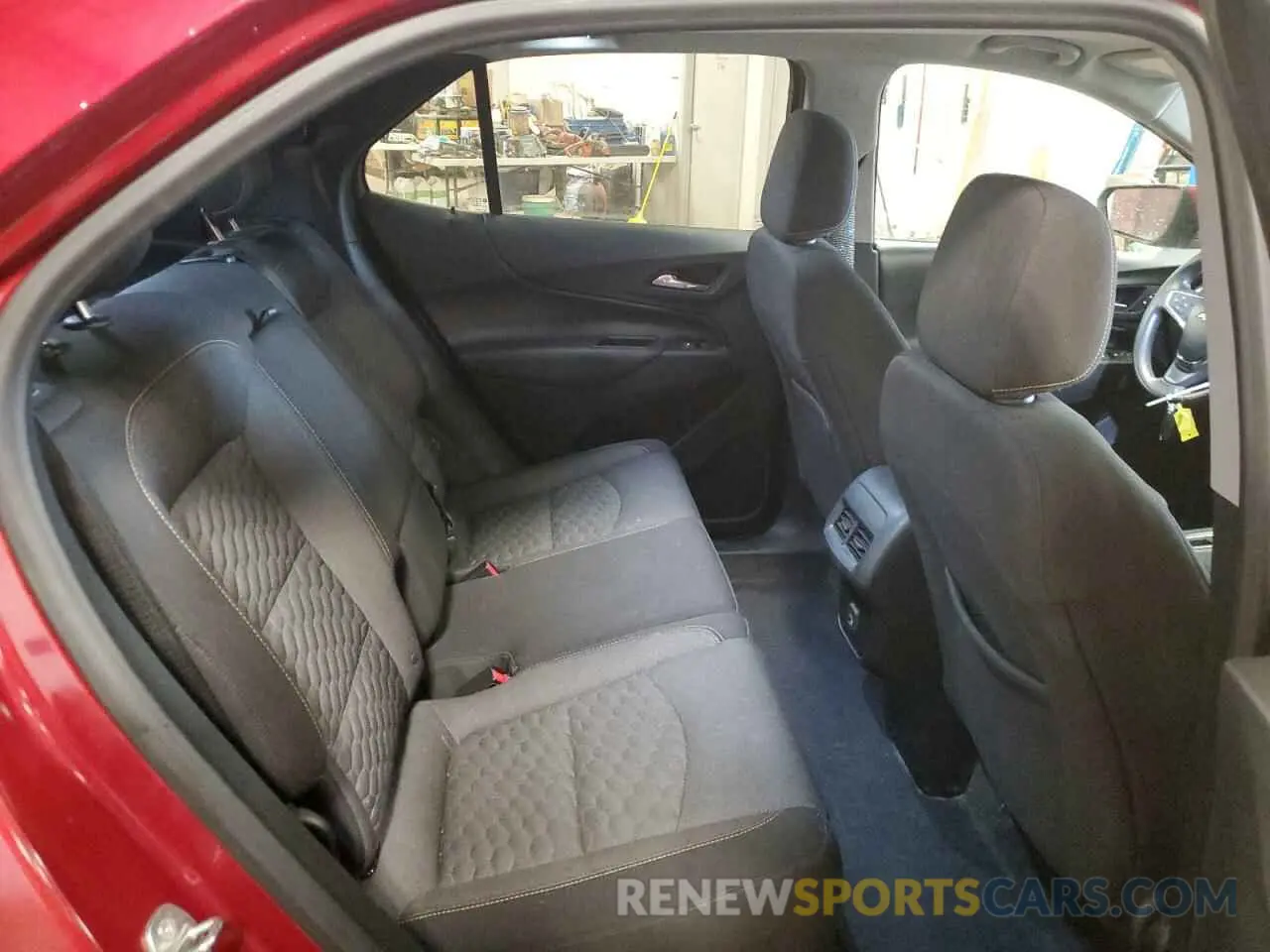 11 Photograph of a damaged car 2GNAXKEV5K6107563 CHEVROLET EQUINOX 2019