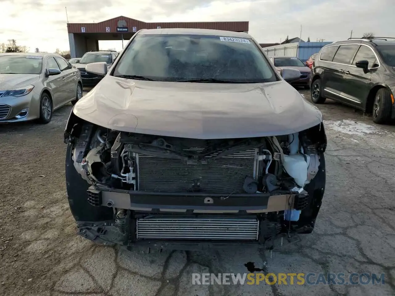 5 Photograph of a damaged car 2GNAXKEV5K6110575 CHEVROLET EQUINOX 2019