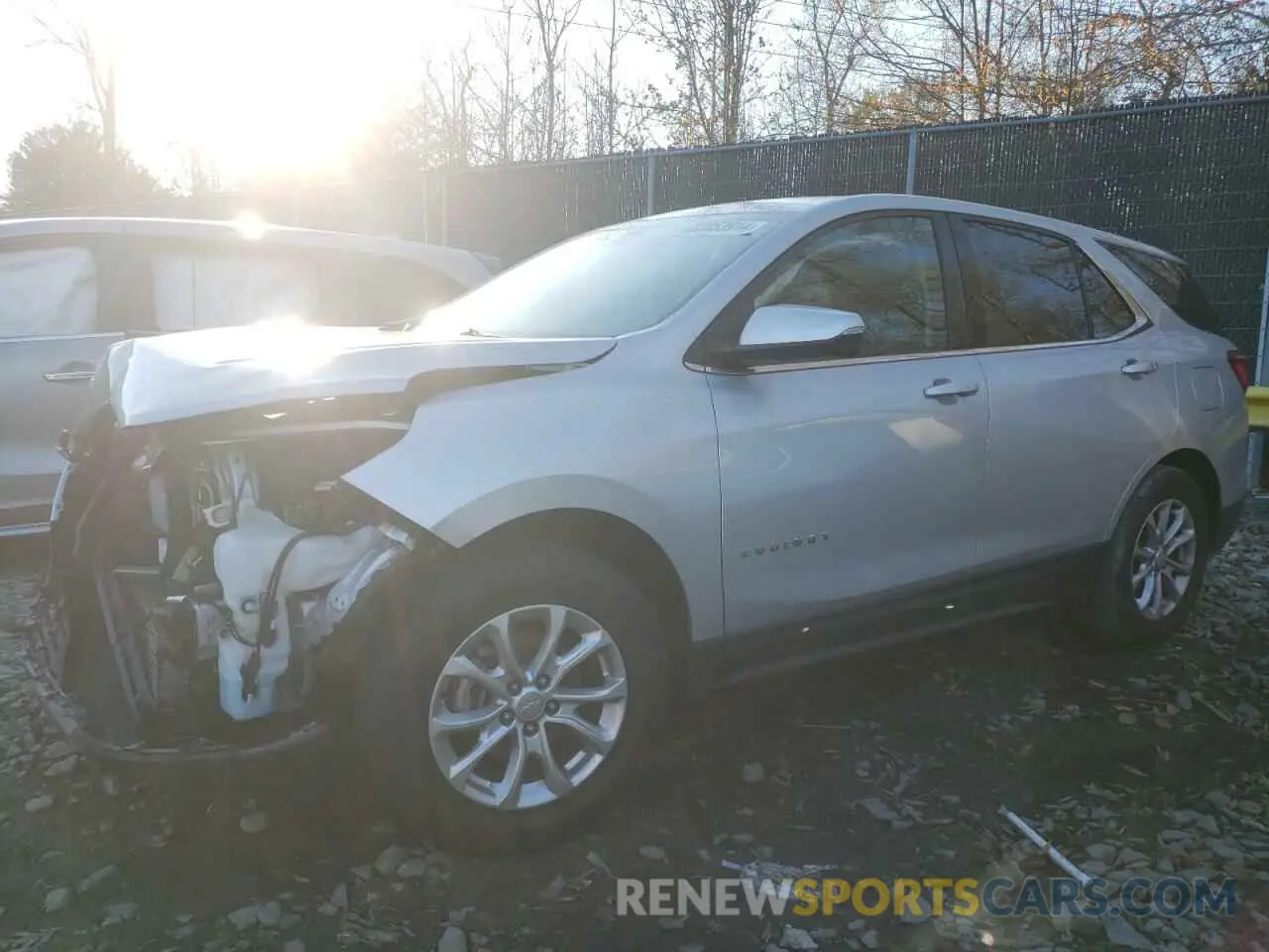 1 Photograph of a damaged car 2GNAXKEV5K6113332 CHEVROLET EQUINOX 2019