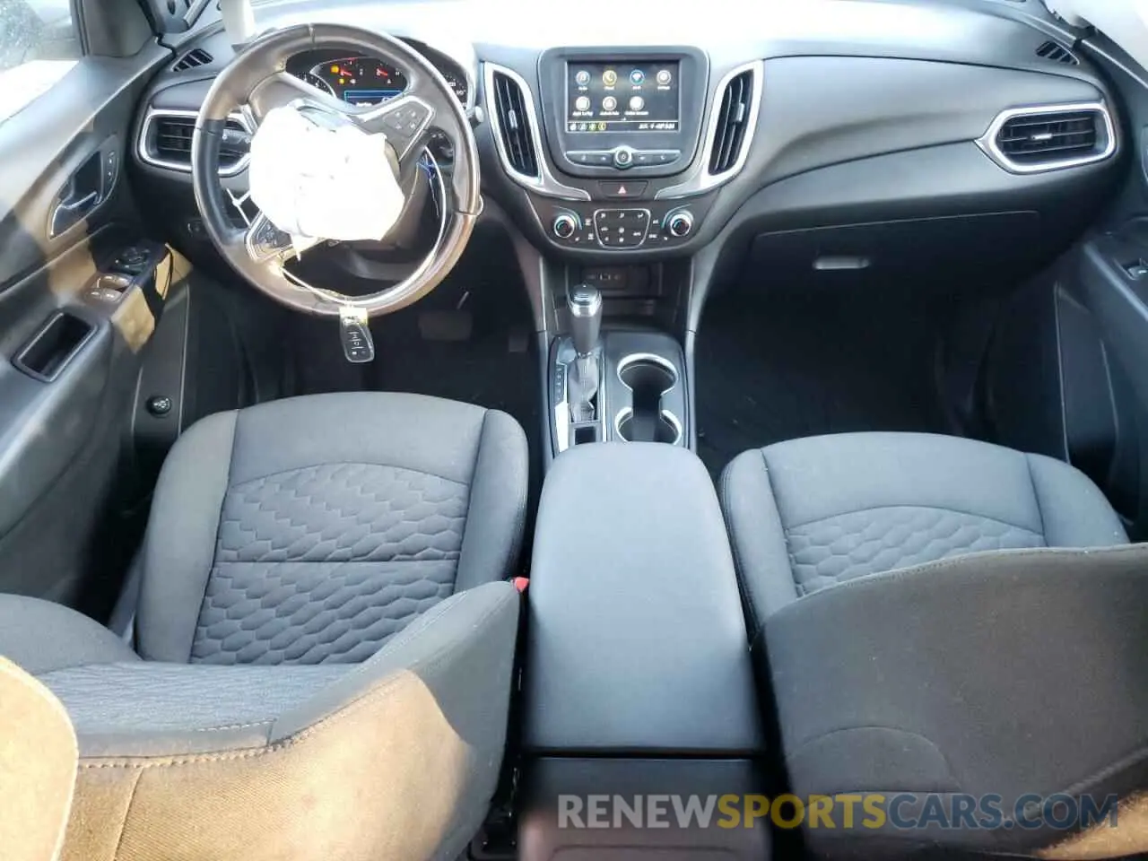 8 Photograph of a damaged car 2GNAXKEV5K6113332 CHEVROLET EQUINOX 2019