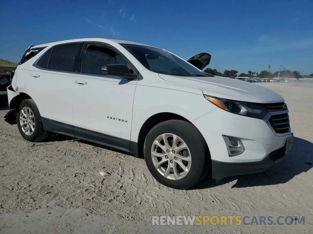 4 Photograph of a damaged car 2GNAXKEV5K6194896 CHEVROLET EQUINOX 2019