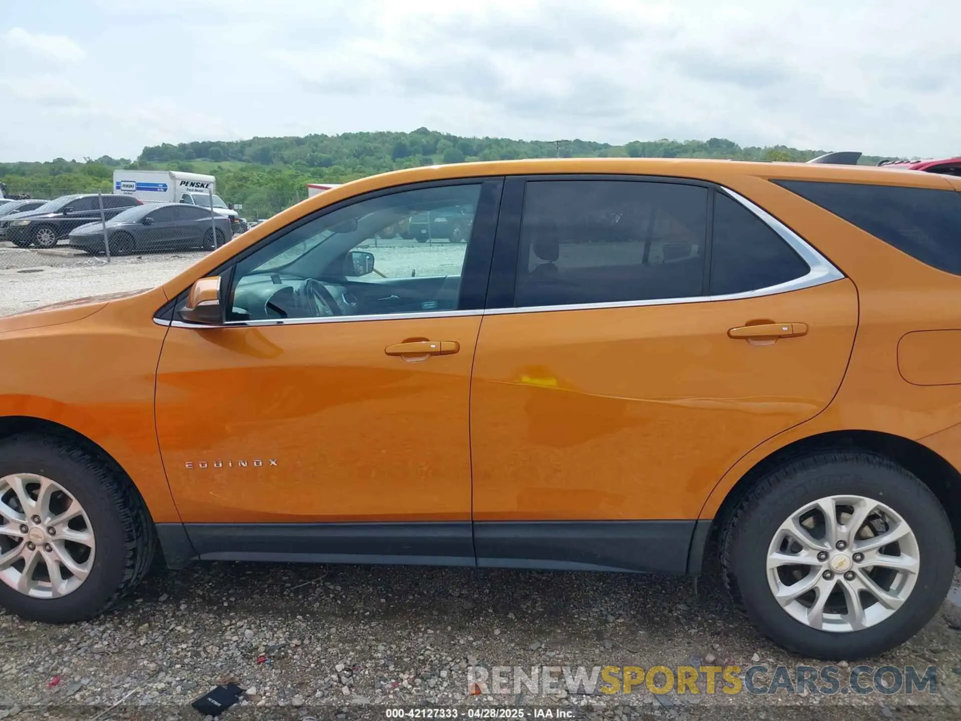 14 Photograph of a damaged car 2GNAXKEV5K6197152 CHEVROLET EQUINOX 2019