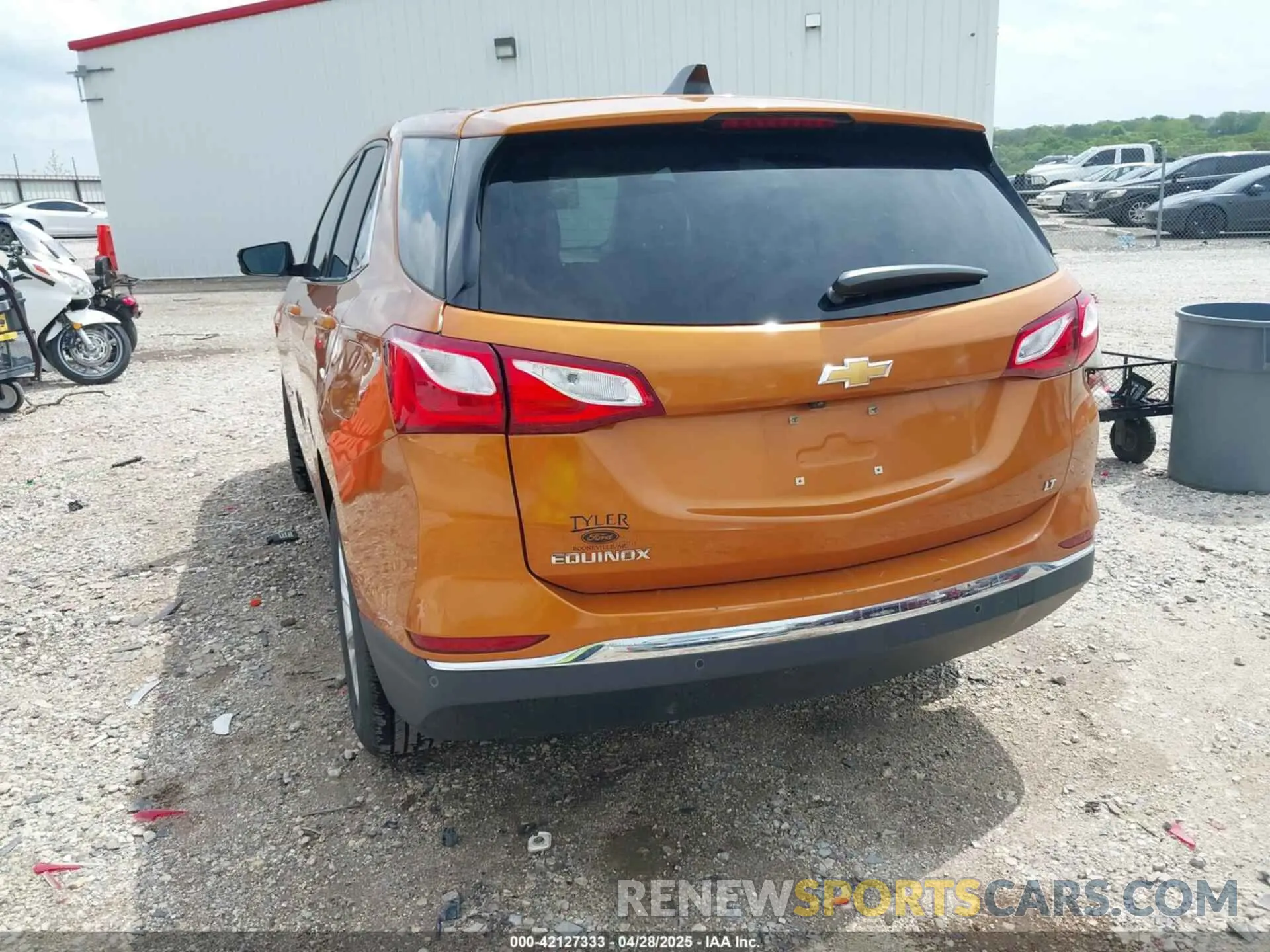 3 Photograph of a damaged car 2GNAXKEV5K6197152 CHEVROLET EQUINOX 2019