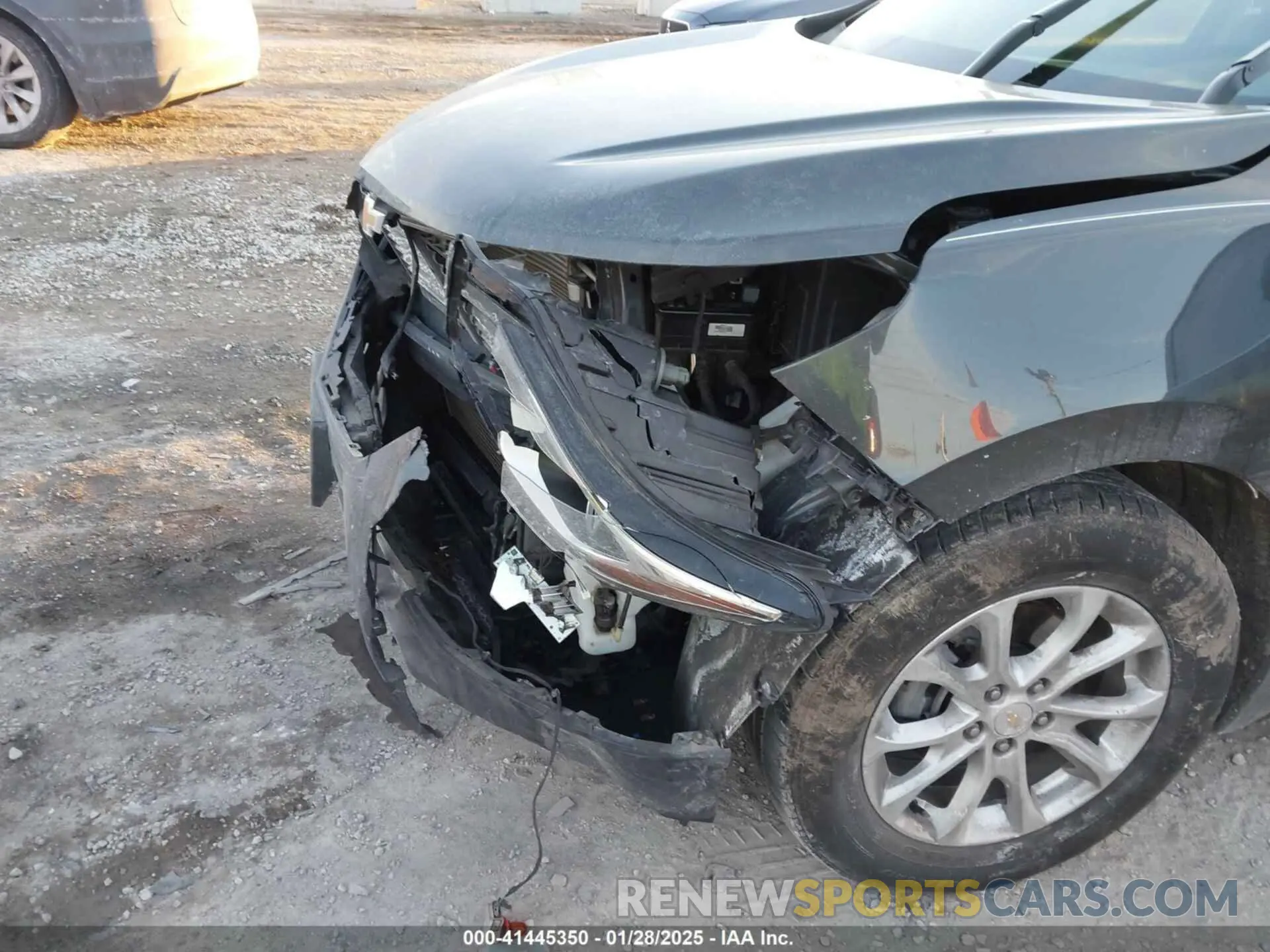16 Photograph of a damaged car 2GNAXKEV5K6209025 CHEVROLET EQUINOX 2019