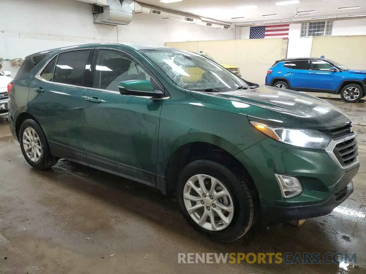 4 Photograph of a damaged car 2GNAXKEV6K6122282 CHEVROLET EQUINOX 2019