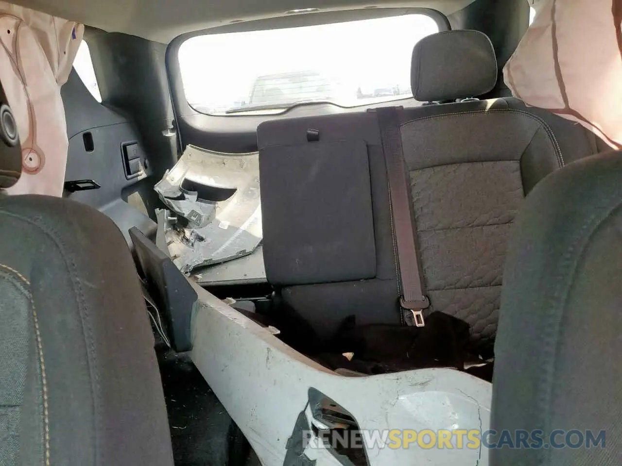 10 Фотография поврежденного автомобиля 2GNAXKEV6K6183485 CHEVROLET EQUINOX 2019