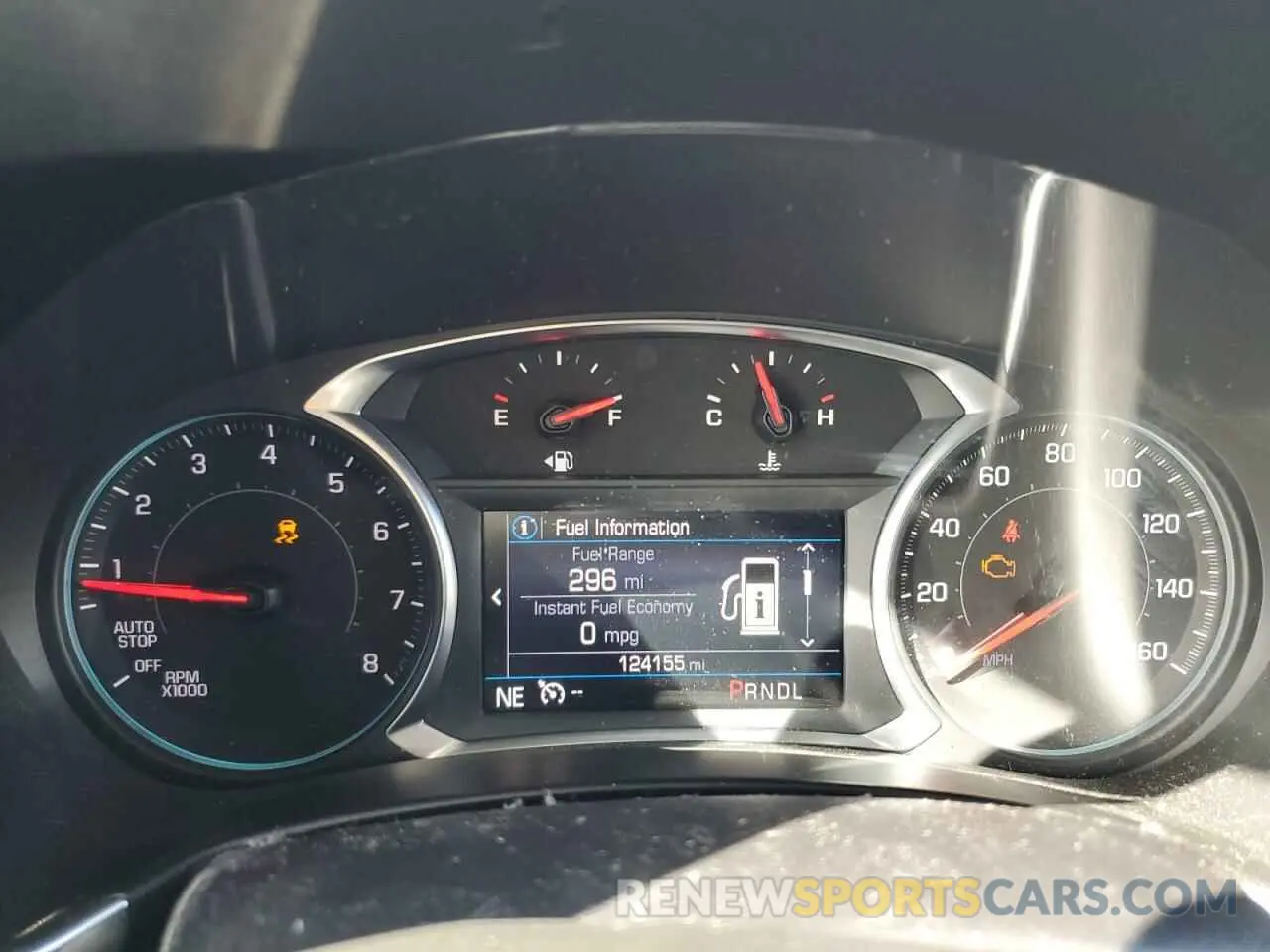 9 Photograph of a damaged car 2GNAXKEV6K6220521 CHEVROLET EQUINOX 2019
