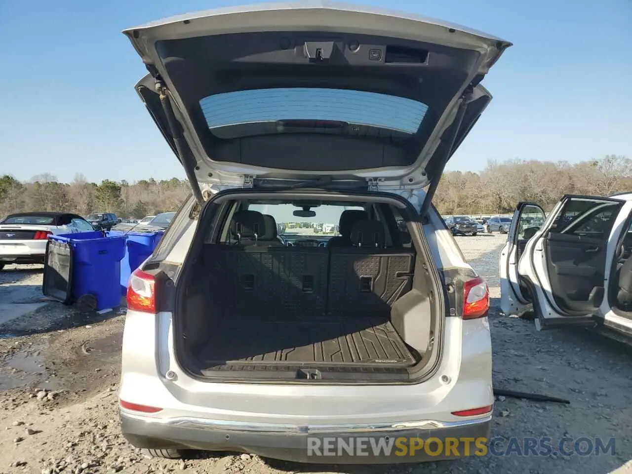6 Фотография поврежденного автомобиля 2GNAXKEV6K6269833 CHEVROLET EQUINOX 2019