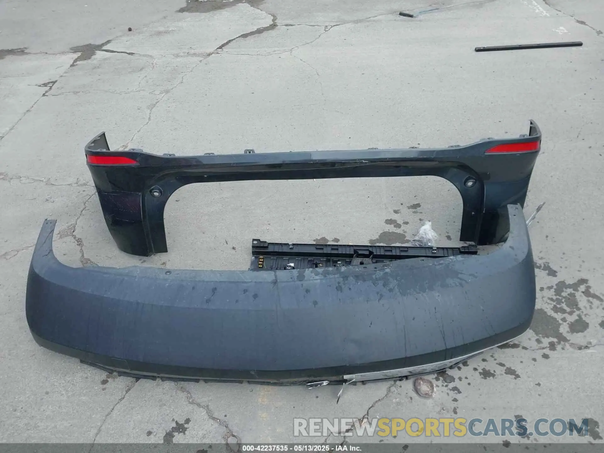 12 Фотография поврежденного автомобиля 2GNAXKEV8K6142985 CHEVROLET EQUINOX 2019