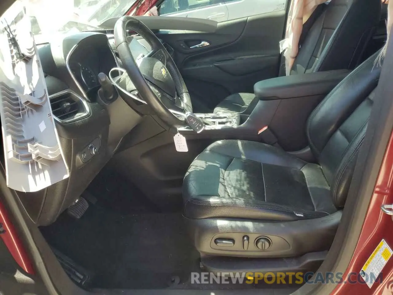 7 Photograph of a damaged car 2GNAXKEV9K6142722 CHEVROLET EQUINOX 2019