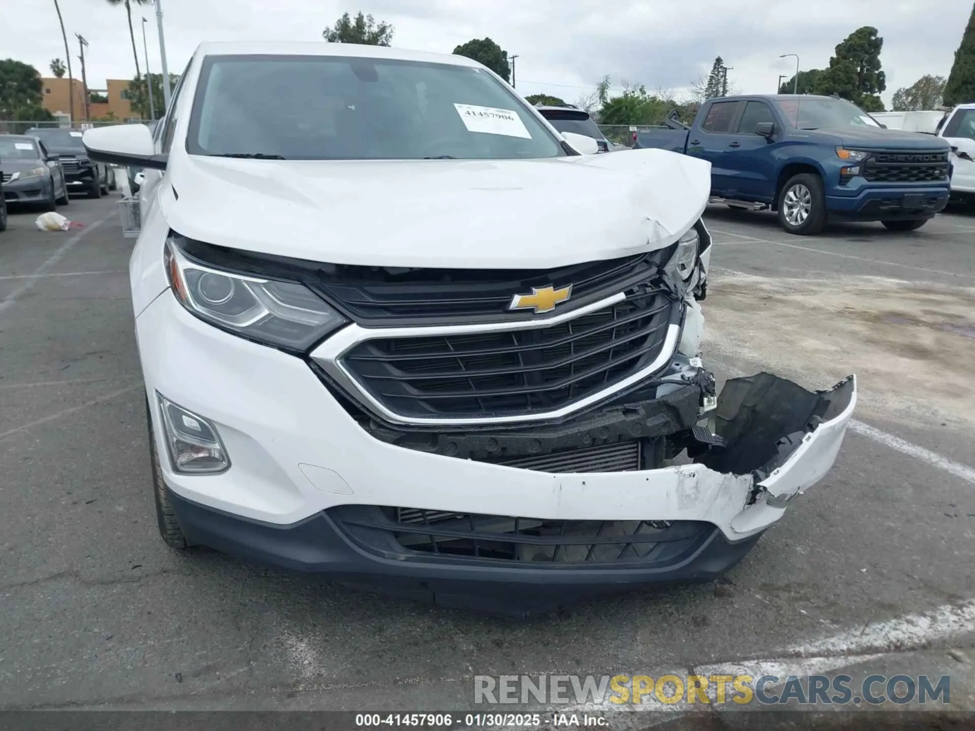 17 Фотография поврежденного автомобиля 2GNAXKEV9K6186669 CHEVROLET EQUINOX 2019