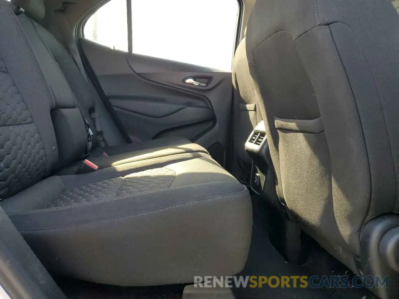 11 Photograph of a damaged car 2GNAXKEV9K6266182 CHEVROLET EQUINOX 2019