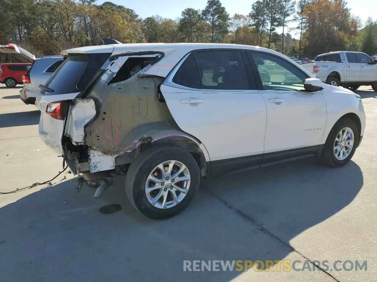 3 Фотография поврежденного автомобиля 2GNAXKEV9K6282656 CHEVROLET EQUINOX 2019