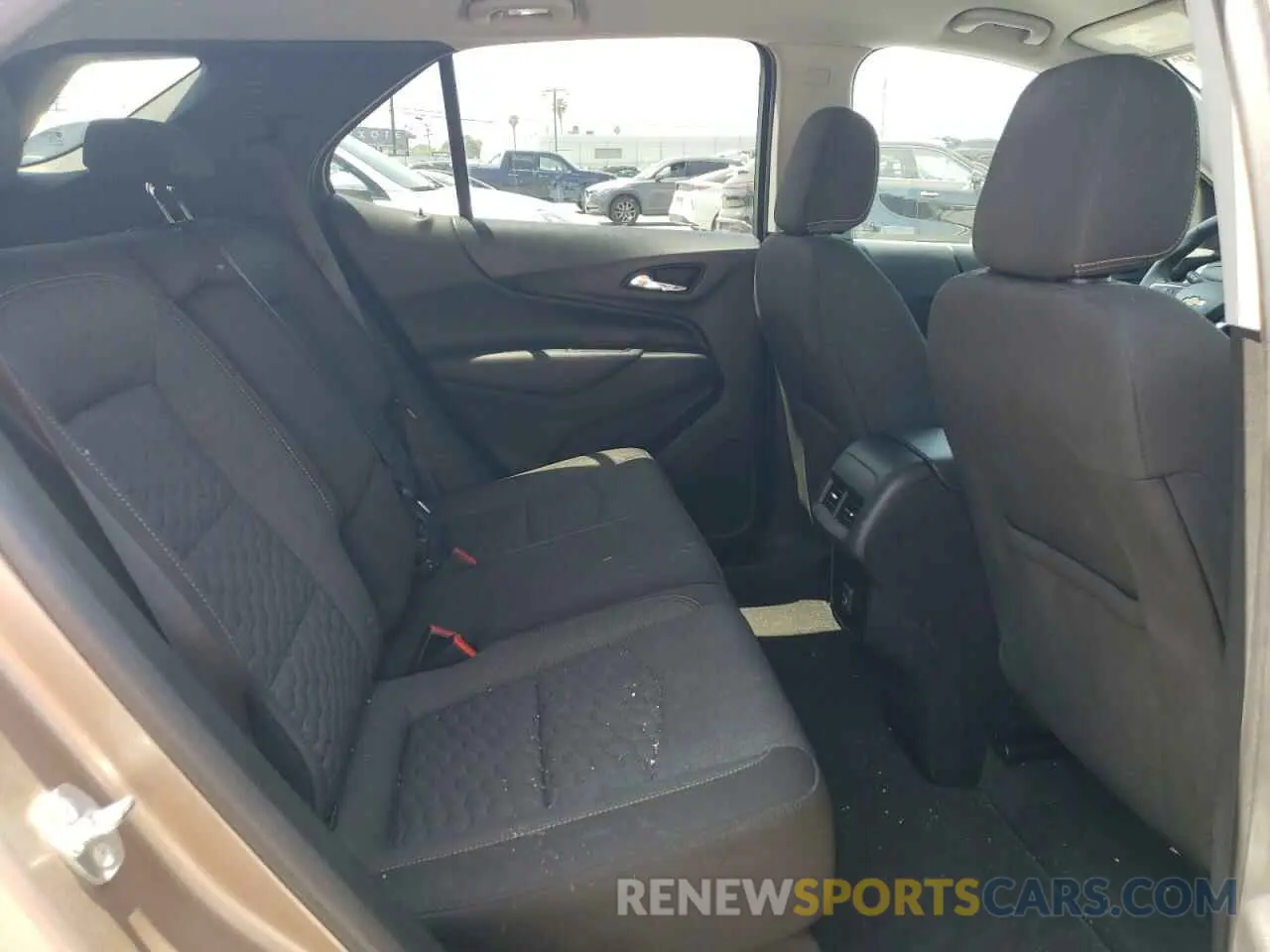 11 Photograph of a damaged car 2GNAXKEV9K6292524 CHEVROLET EQUINOX 2019