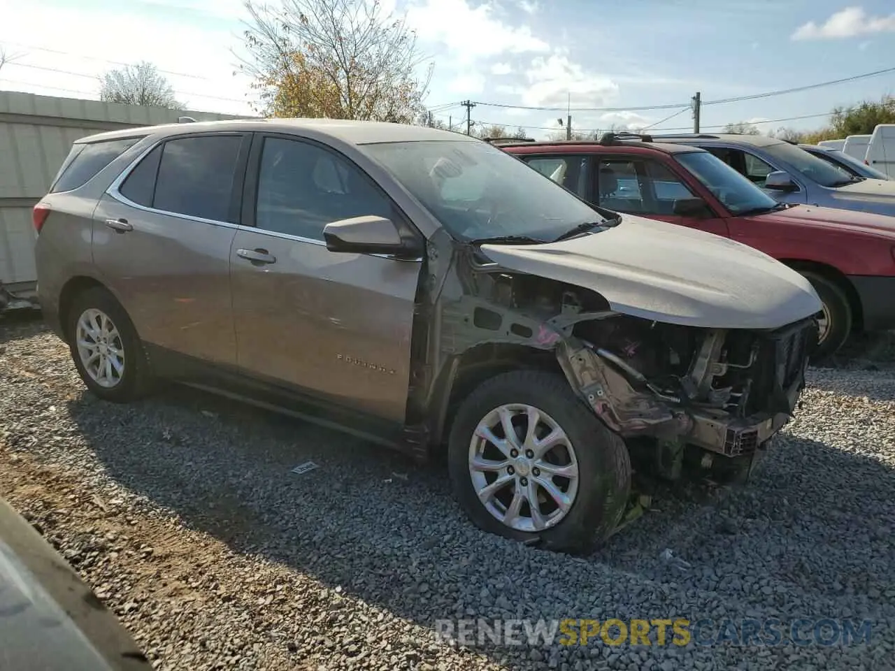 4 Photograph of a damaged car 2GNAXKEVXK6186115 CHEVROLET EQUINOX 2019