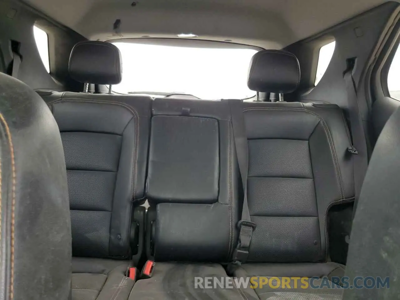 10 Photograph of a damaged car 2GNAXKEVXK6302672 CHEVROLET EQUINOX 2019