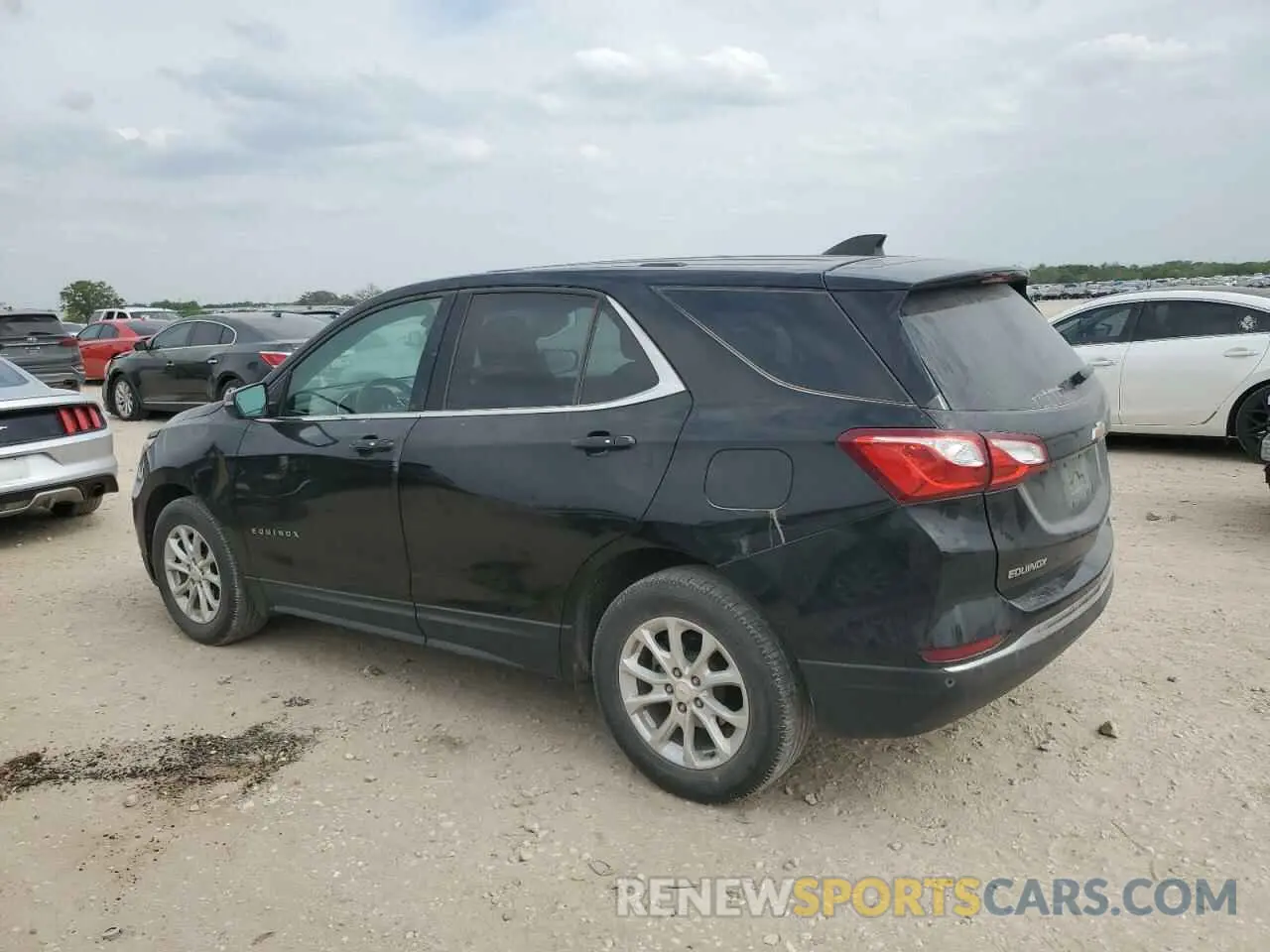 2 Photograph of a damaged car 2GNAXKEVXK6302672 CHEVROLET EQUINOX 2019