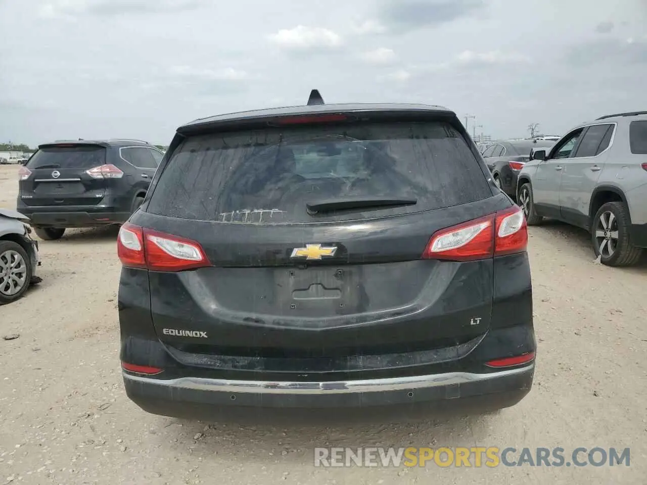 6 Photograph of a damaged car 2GNAXKEVXK6302672 CHEVROLET EQUINOX 2019