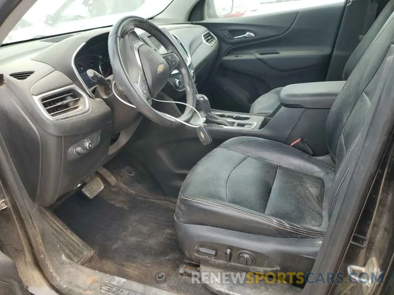 7 Photograph of a damaged car 2GNAXKEVXK6302672 CHEVROLET EQUINOX 2019