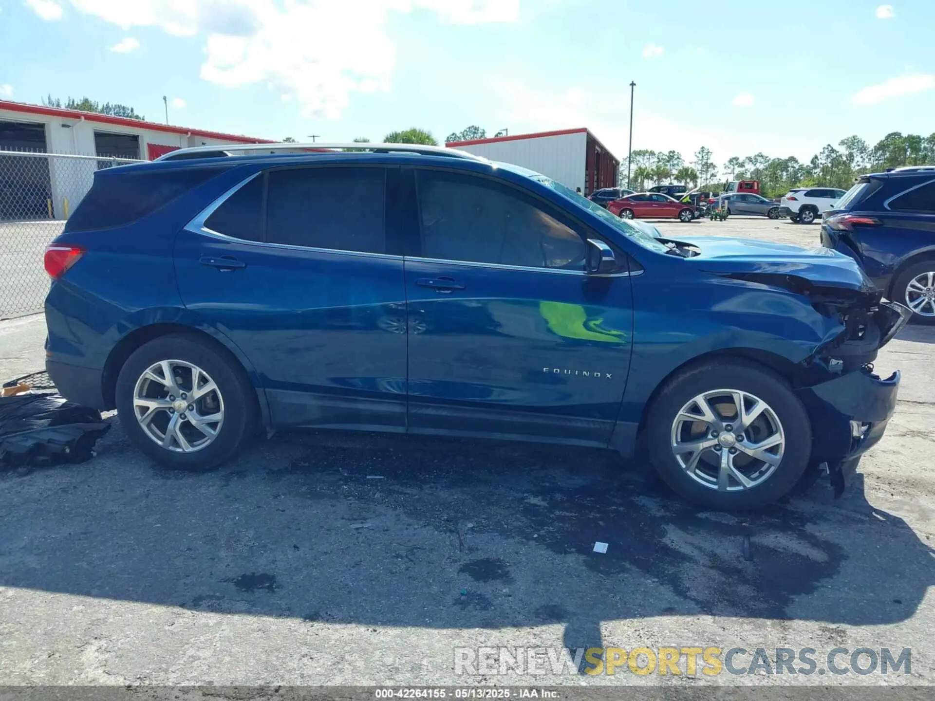 14 Photograph of a damaged car 2GNAXLEX0K6227651 CHEVROLET EQUINOX 2019