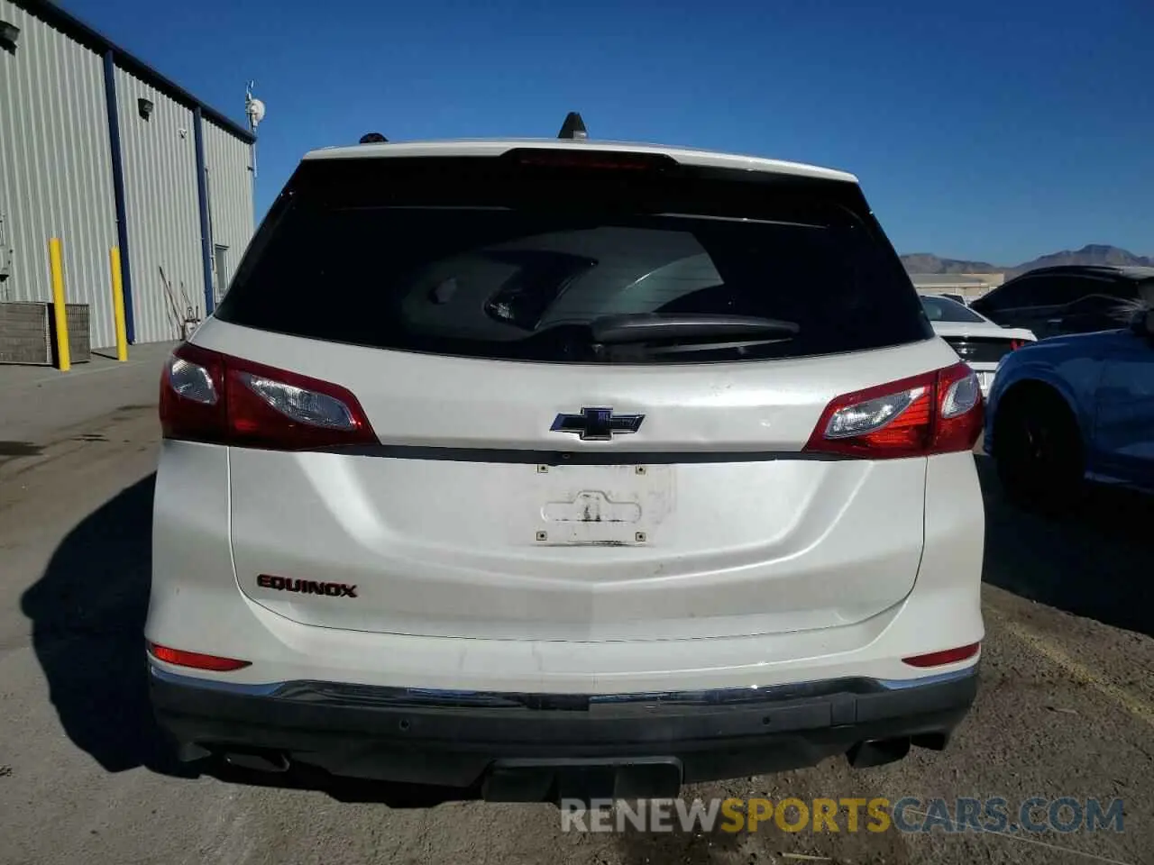 6 Photograph of a damaged car 2GNAXLEX2K6242247 CHEVROLET EQUINOX 2019