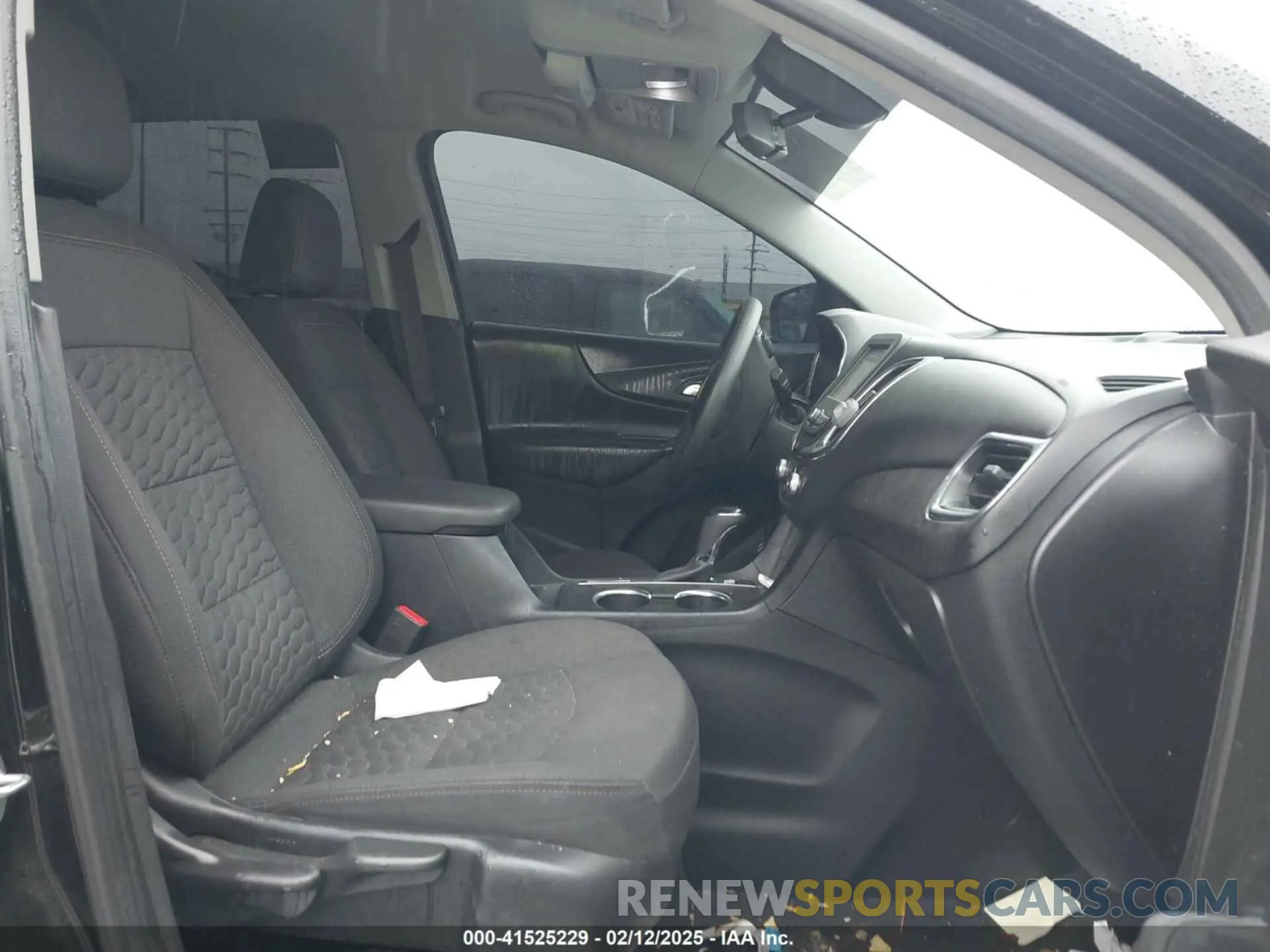 5 Фотография поврежденного автомобиля 2GNAXLEX3K6186898 CHEVROLET EQUINOX 2019