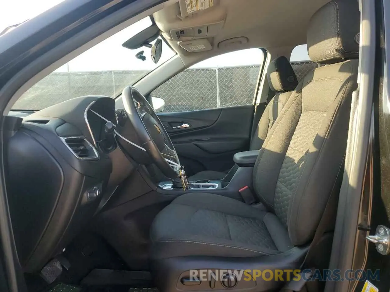7 Photograph of a damaged car 2GNAXLEX5K6235664 CHEVROLET EQUINOX 2019