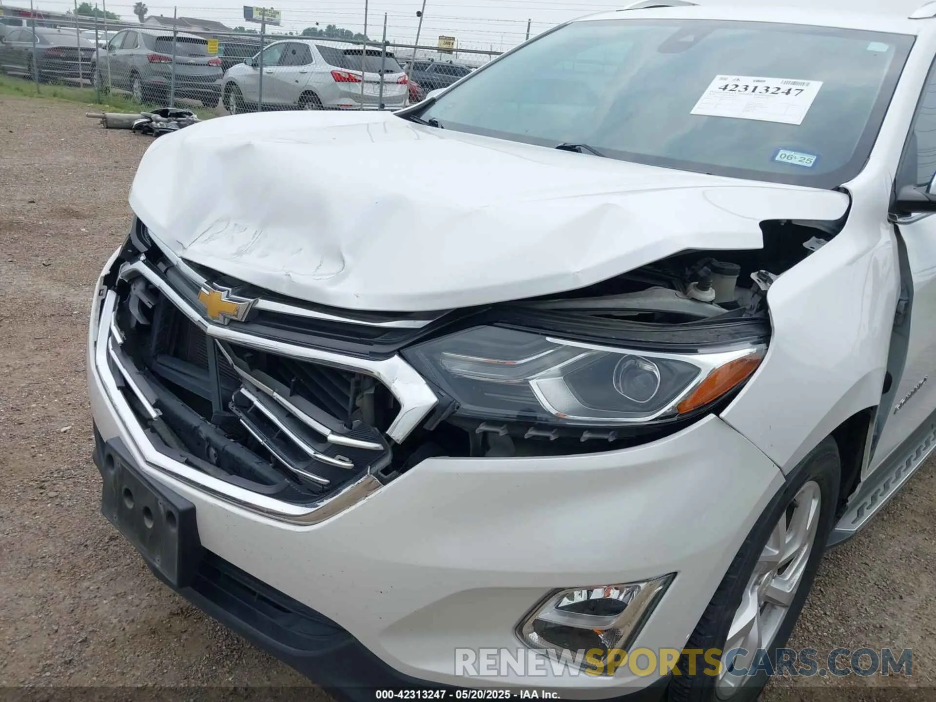 6 Photograph of a damaged car 2GNAXNEV0K6129357 CHEVROLET EQUINOX 2019